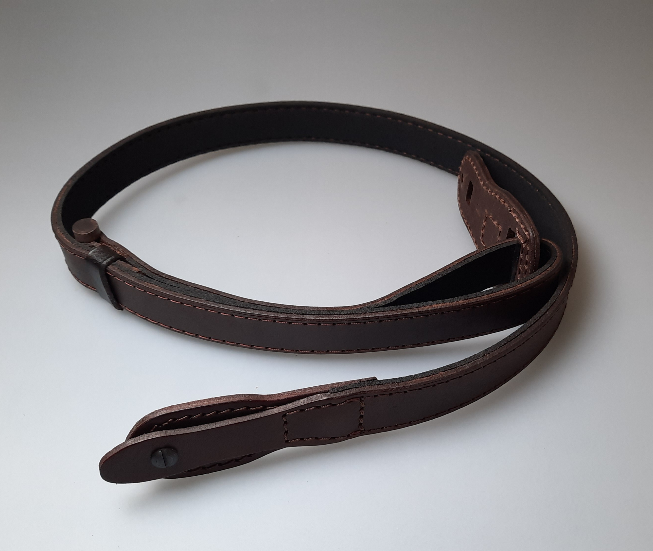 Gewehrriemen mit Knebel, dunkelbraun (Riemenbreite 3cm)