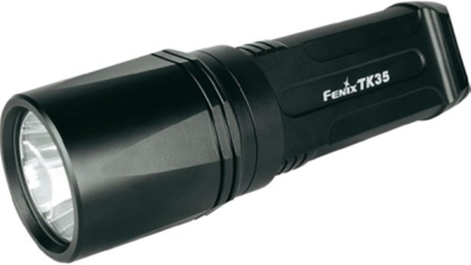 Fenix Taschenlampe TK35 schwarz (4xCR123A oder 2x18650 ohne Batterien)